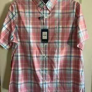 Chaps Men's Pink and Blue Plaid Short-Sleeve Button-Down Shirt